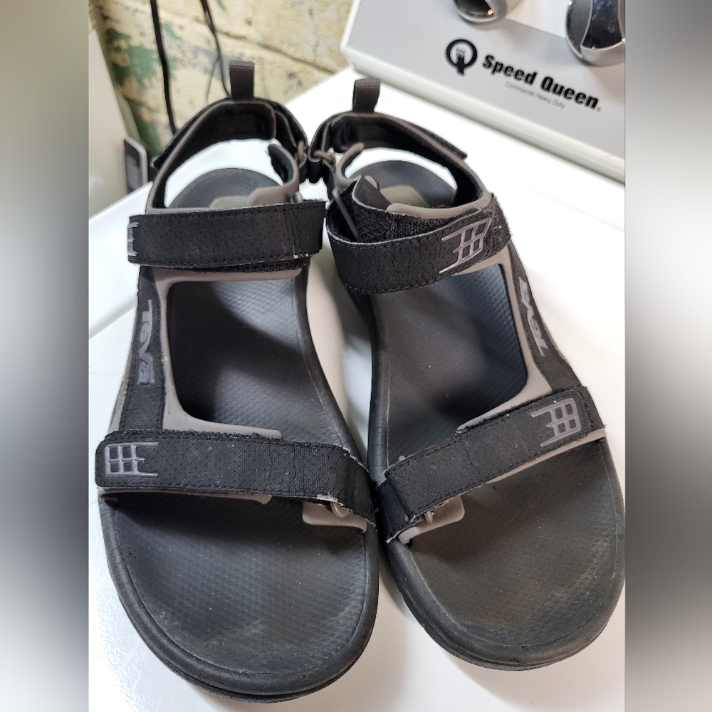 Mens Black Velcro Teva Sandals Size 11